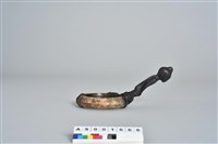 木雕人像石質臂環藏品圖，第3張